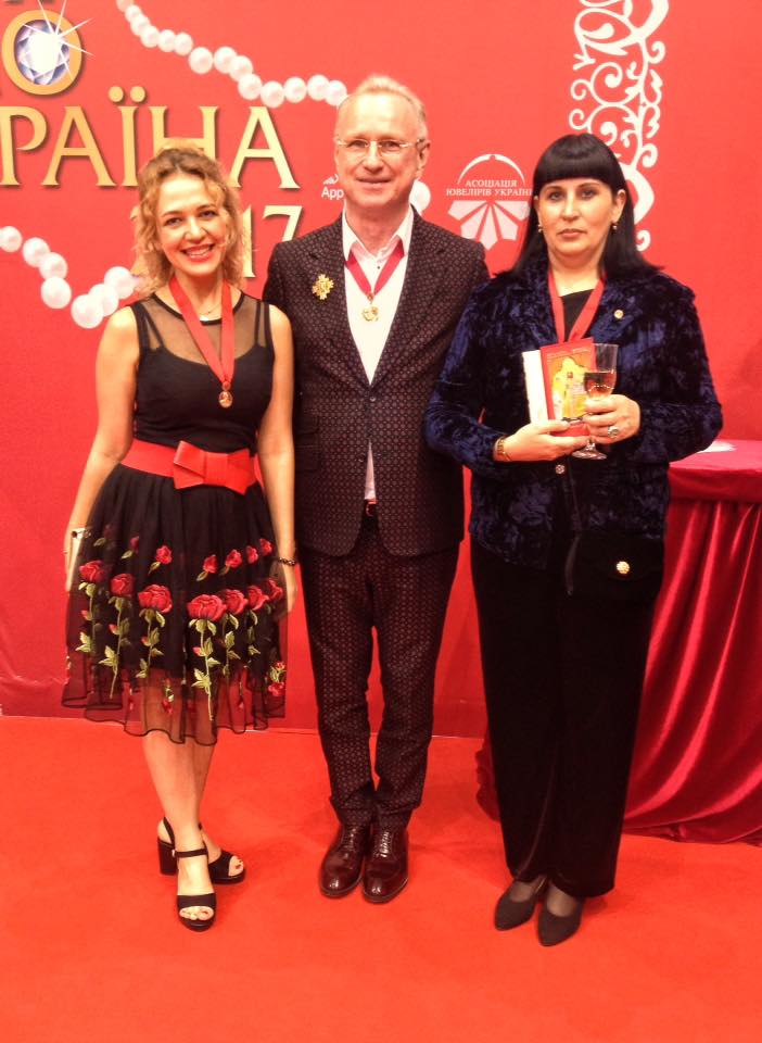 Kristina Laass receiving the Carl Fabergé Memorial Foundation's Order of Michael Perkhin